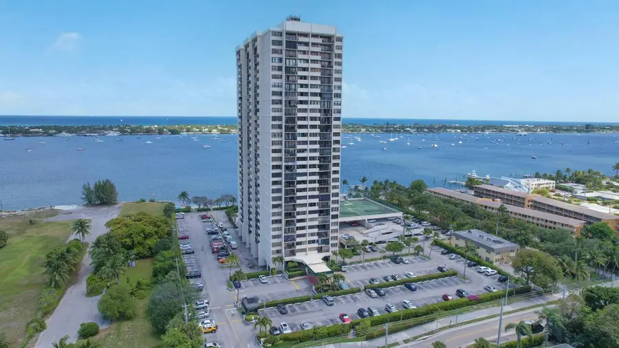 5600 N Flagler Drive #2802, West Palm Beach, FL 33407 - #2