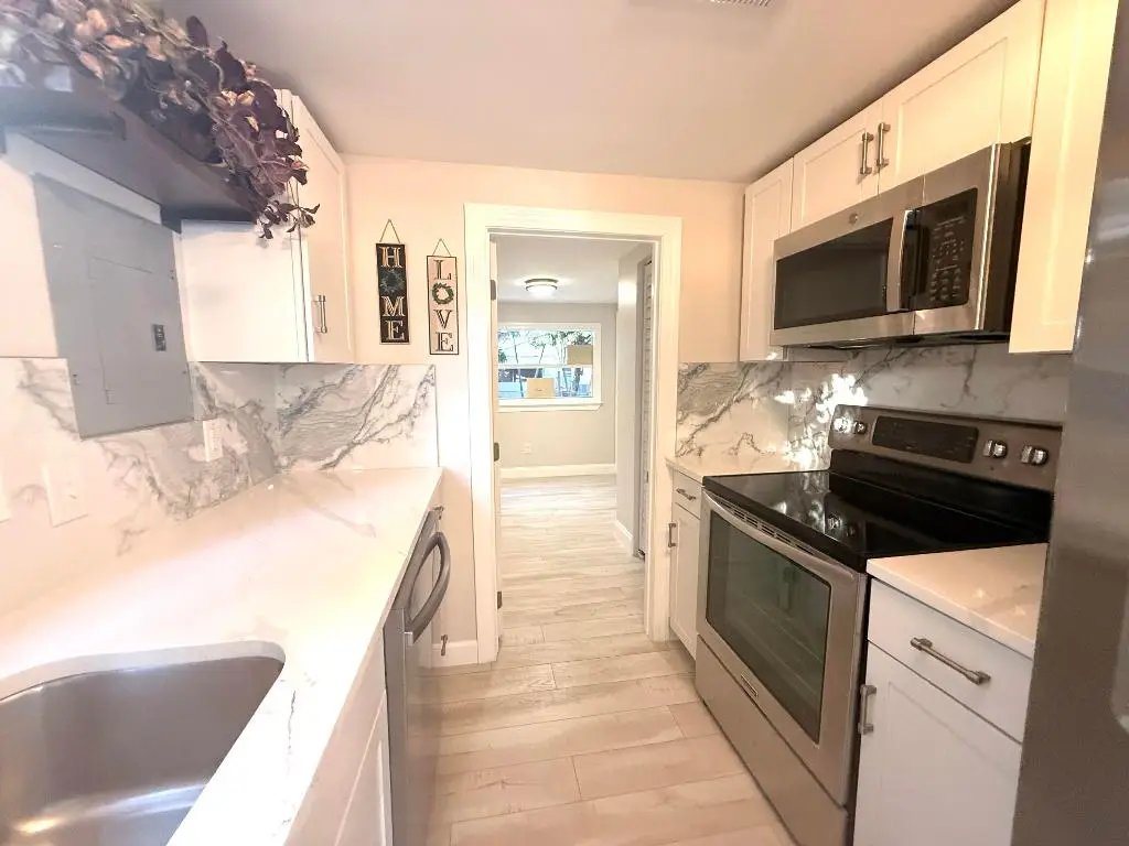 1093 Highview Road, Lantana, FL 33462 - #1