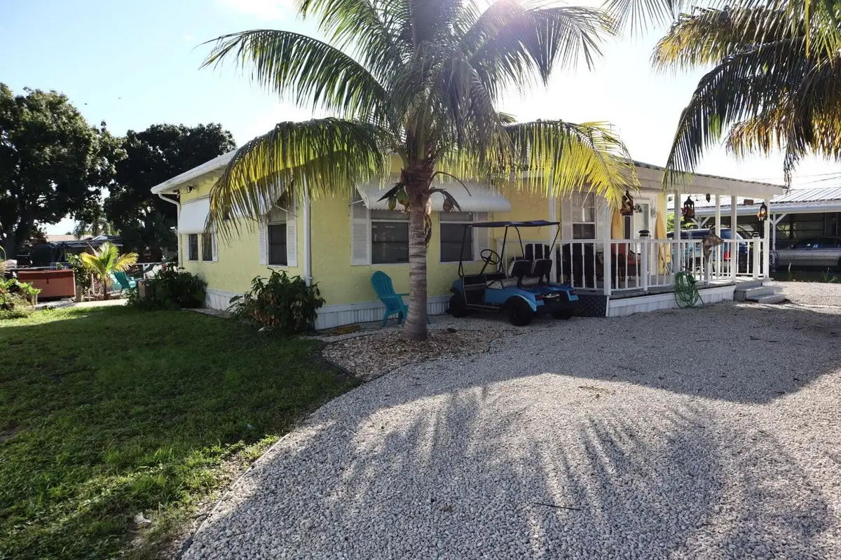 1099 7th Street, Okeechobee, FL 34974 - #1