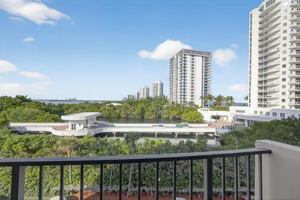 4200 N Ocean Drive #2-406, Singer Island, FL 33404