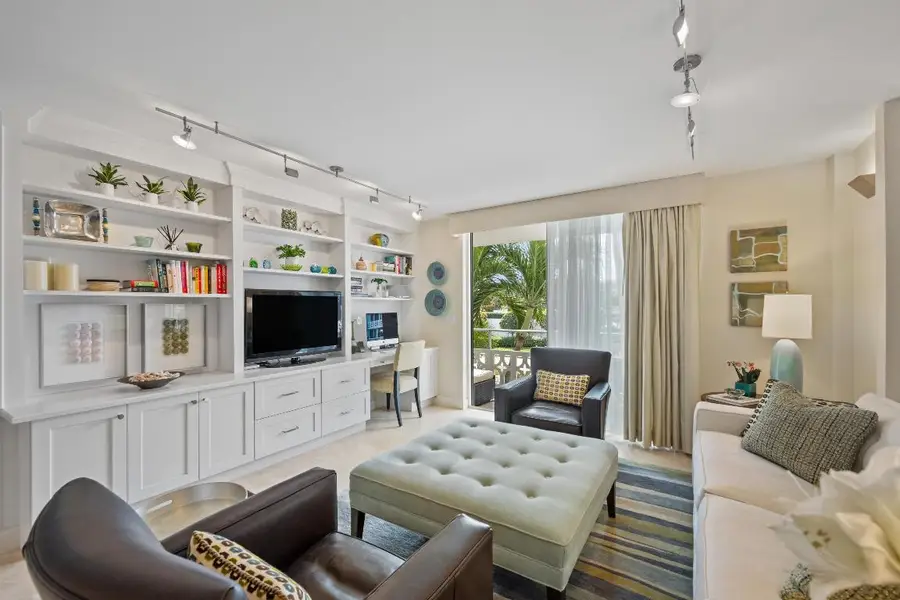 139 Sunrise Avenue #205, Palm Beach, FL 33480 - #2