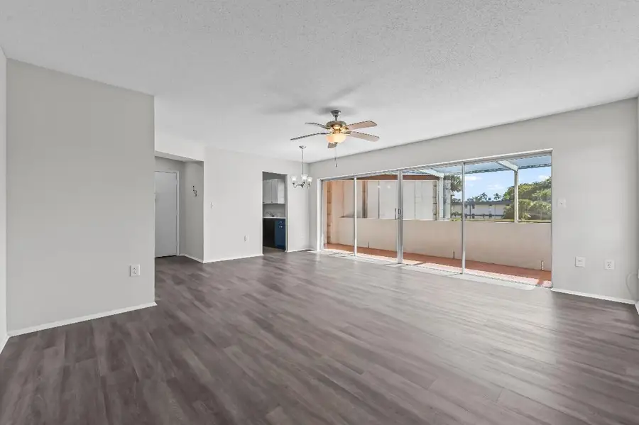 6 Greenway Village N #212, West Palm Beach, FL 33411 - #3