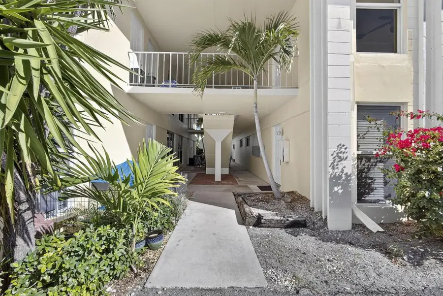 727 Hummingbird Way #6, North Palm Beach, FL 33408 - #2