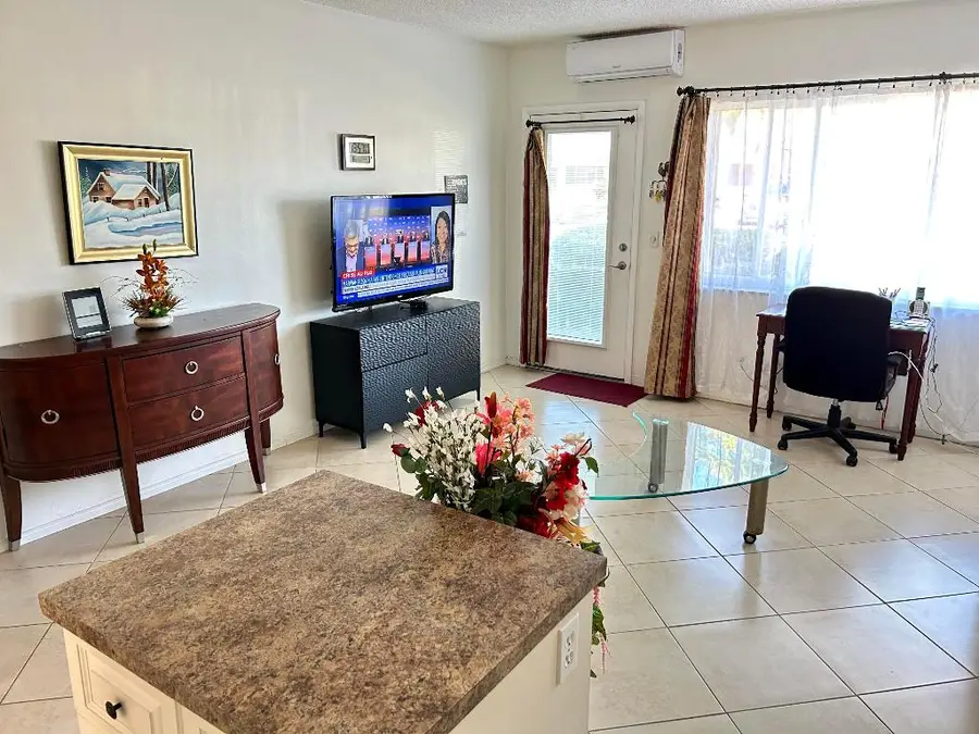 920 SW 11th Avenue #5d, Hallandale Beach, FL 33009 - #2