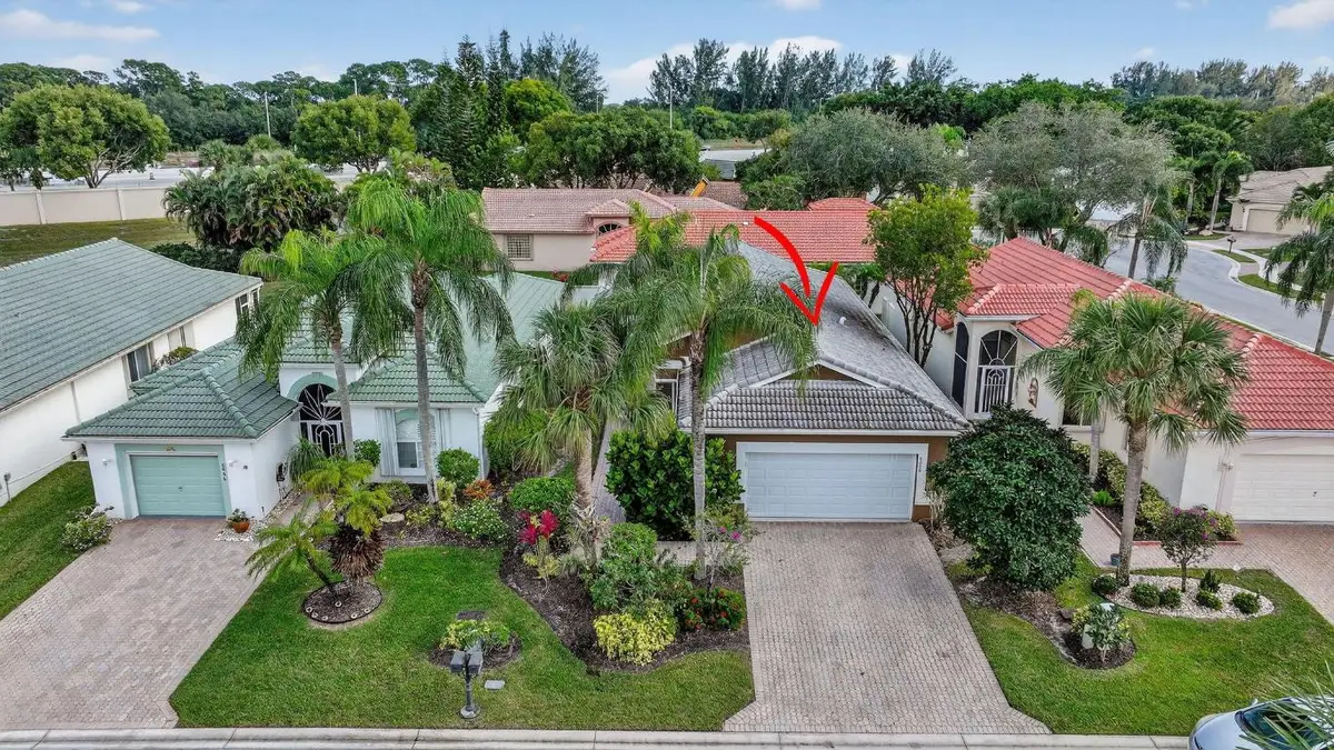 8070 Bellafiore Way, Boynton Beach, FL 33472 - #1