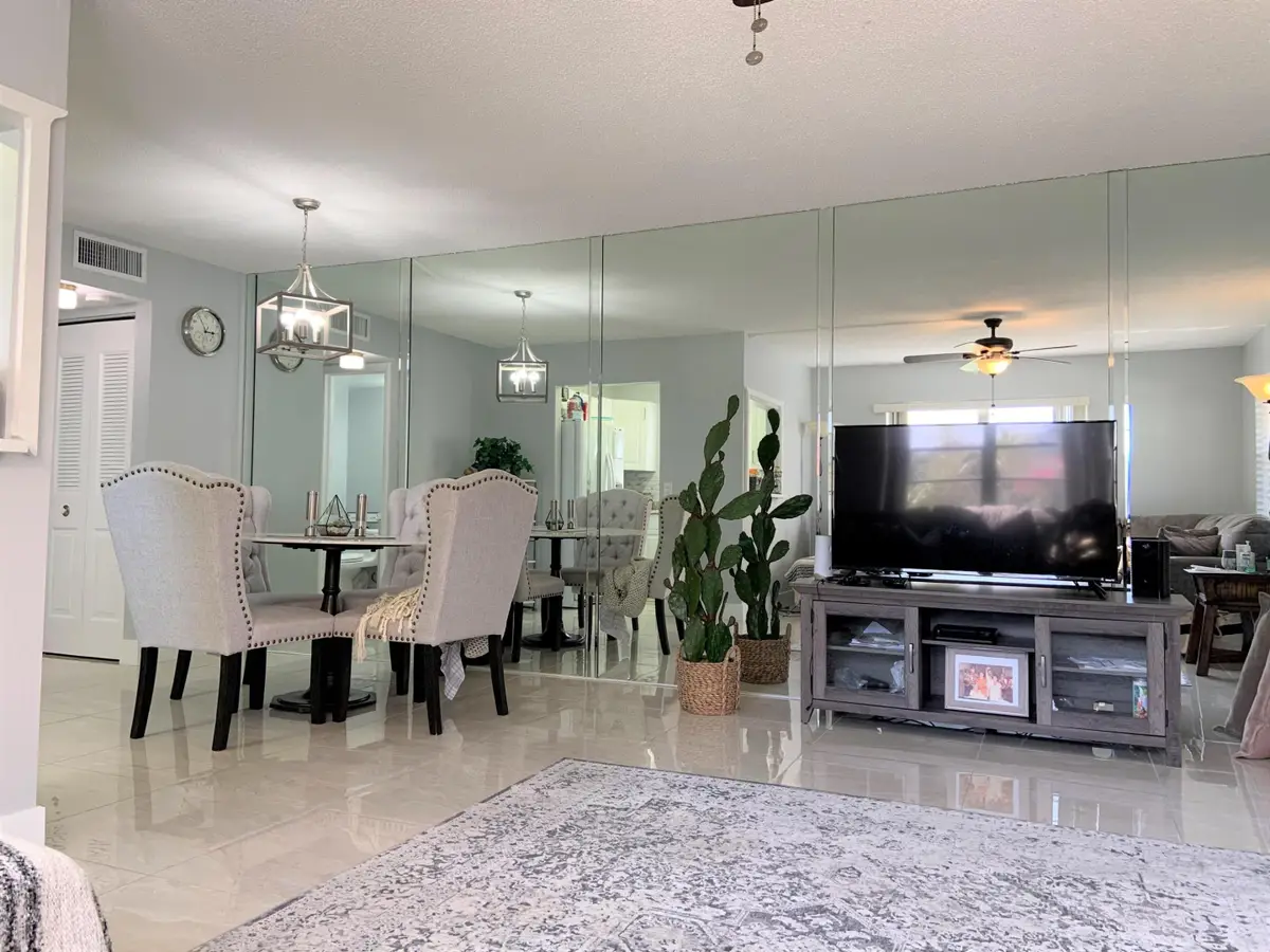 200 Sheffield I, West Palm Beach, FL 33417 - #1