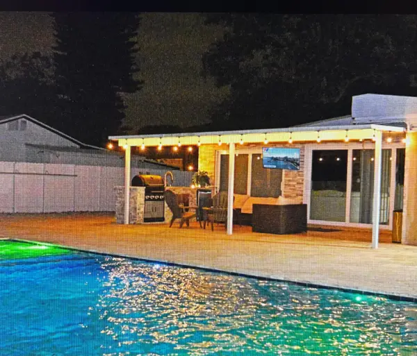 124 Davis Road, Palm Springs, FL 33461