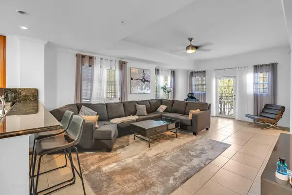 621 SW 2nd Drive #621, Pompano Beach, FL 33060