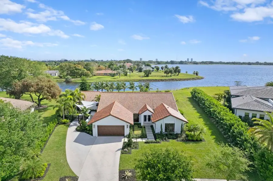 3510 Embassy Drive, West Palm Beach, FL 33401 - #2