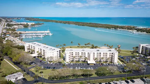 300 Intracoastal Place #303, Tequesta, FL 33469