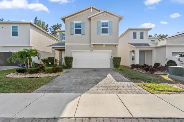 1817 Lake Cove Drive, Lake Worth, FL 33460