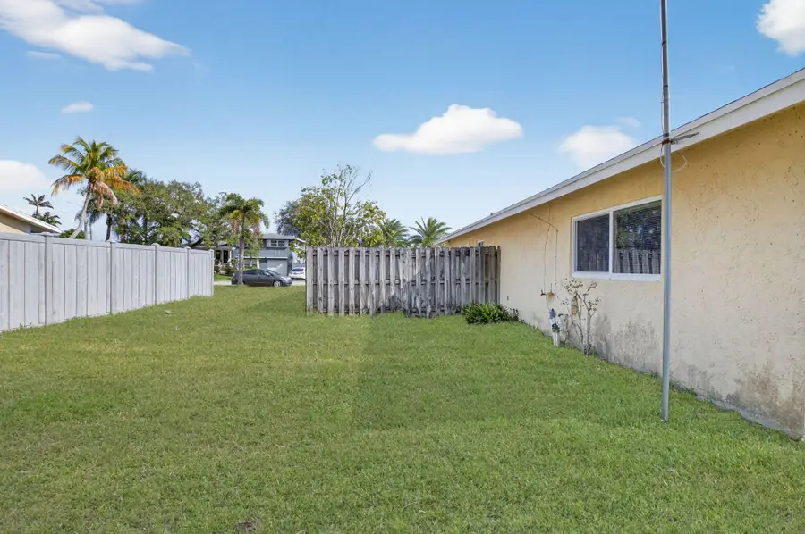 1601 NW 5th Street, Boca Raton, FL 33486 - #2