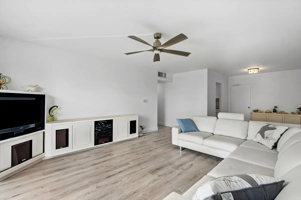 550 Bayshore Drive #506, Fort Lauderdale, FL 33304 - #1