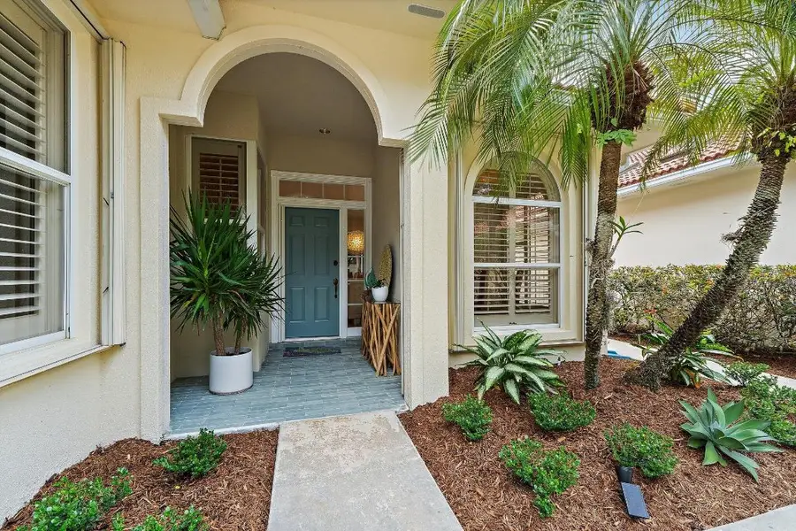 231 E Tall Oaks Circle, Palm Beach Gardens, FL 33410 - #2
