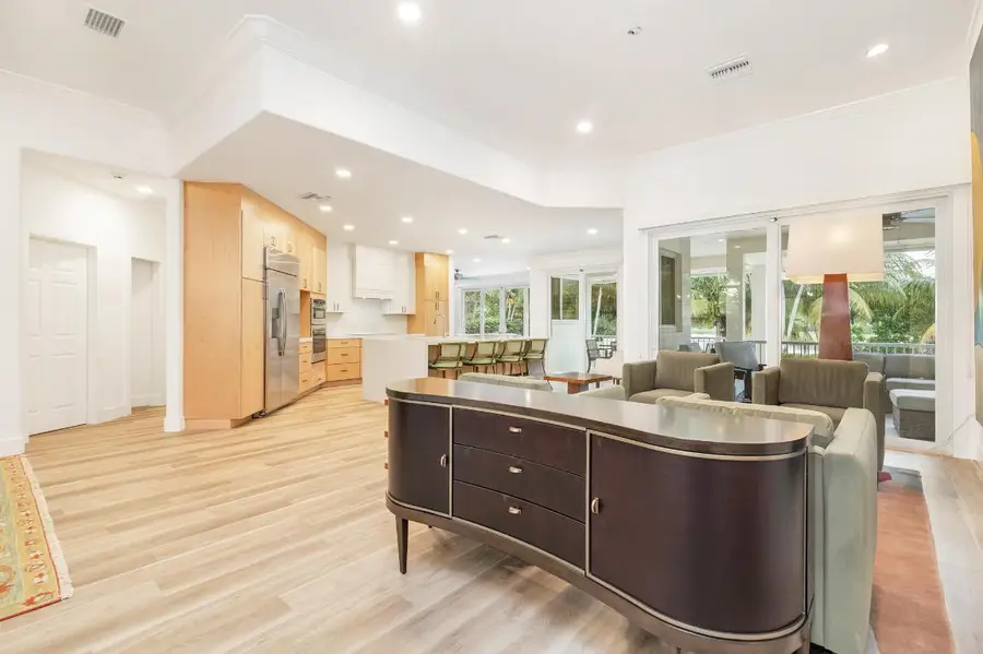 3317 Embassy Drive, West Palm Beach, FL 33401 - #3