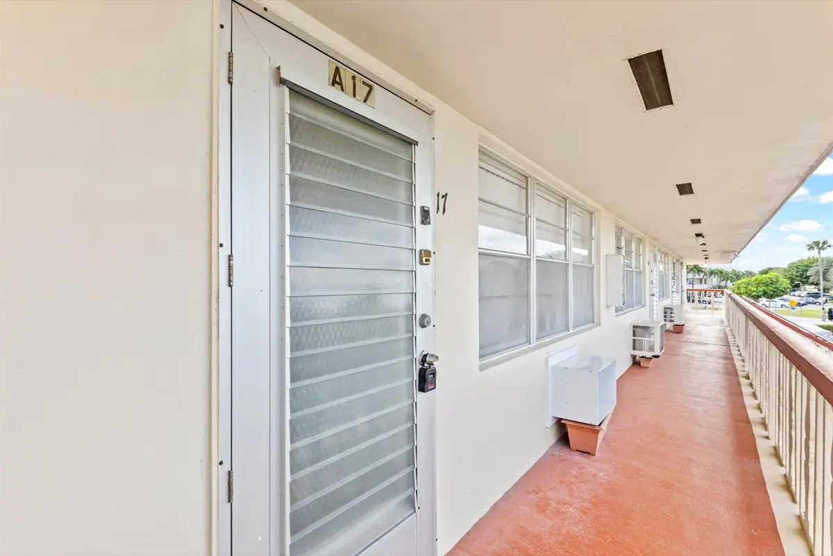 17 Andover A, West Palm Beach, FL 33417 - #1