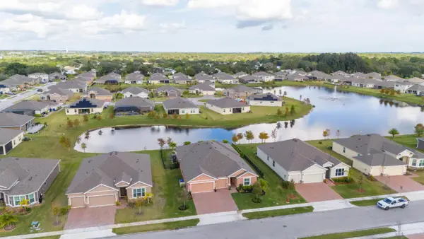 6 52nd Square, Vero Beach, FL 32968