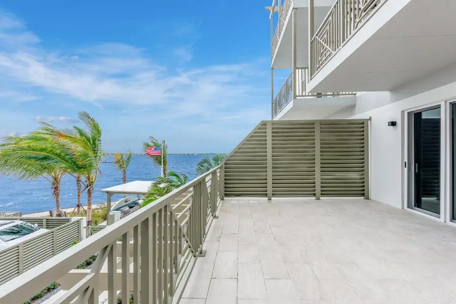 41 SW Seminole Street #205, Stuart, FL 34994 - #2