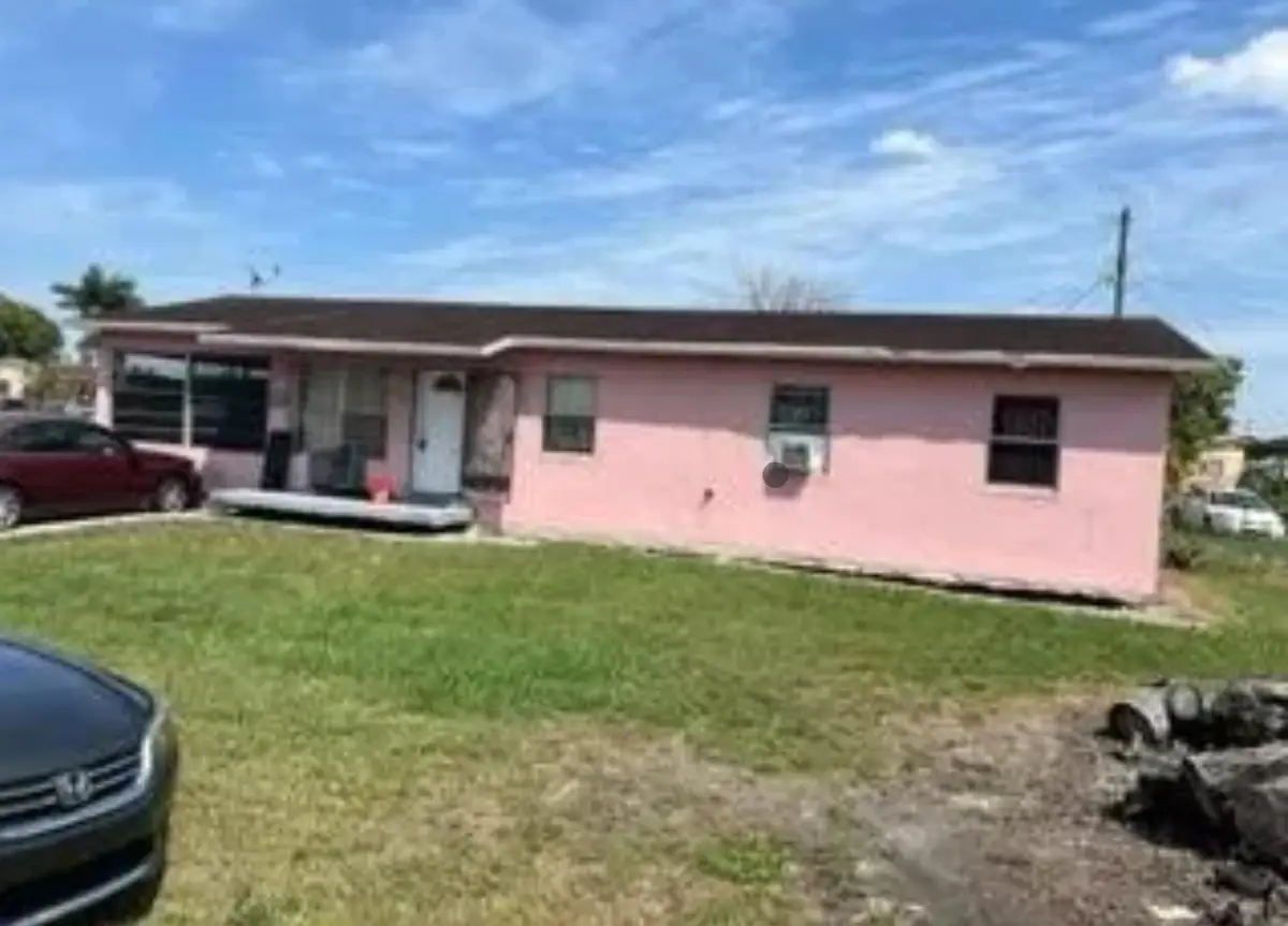 1228 Vaughn Circle, Belle Glade, FL 33430 - #1