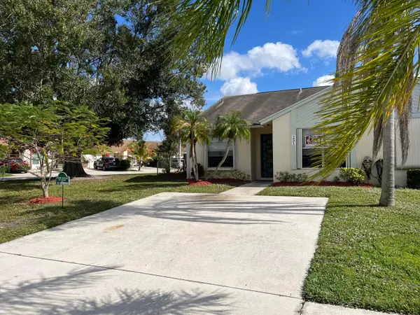 251 Palmetto Court, Jupiter, FL 33458