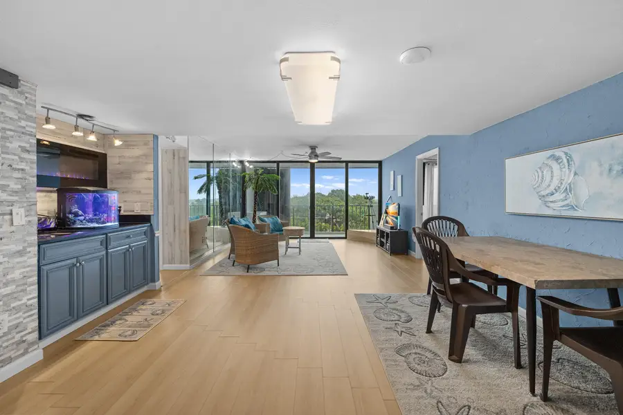 5600 N Flagler Drive #407, West Palm Beach, FL 33407 - #3