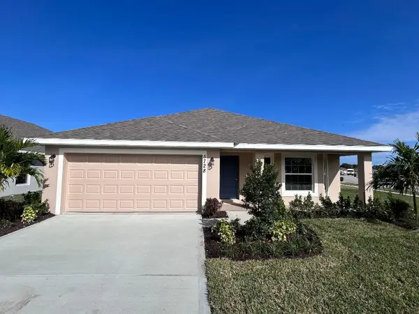 5728 Waterstone Boulevard, Fort Pierce, FL 34951