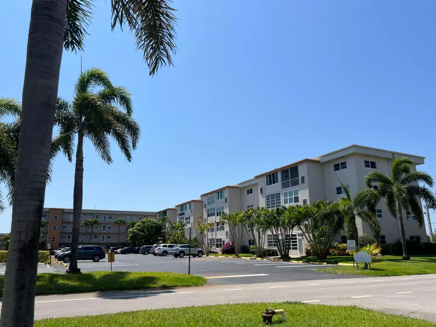 230 NE 26th Avenue #2070, Boynton Beach, FL 33435 - #2