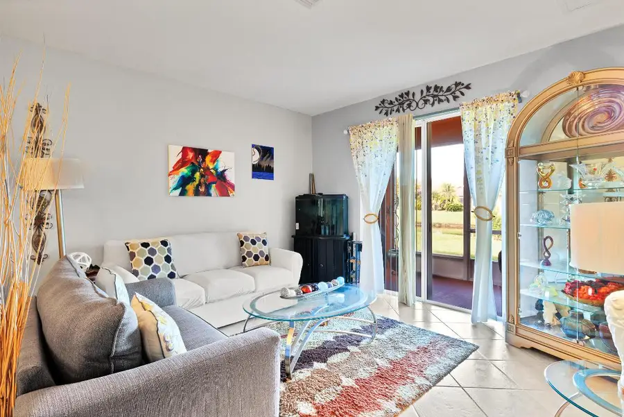 6360 Oxford Circle #101, Vero Beach, FL 32966 - #2