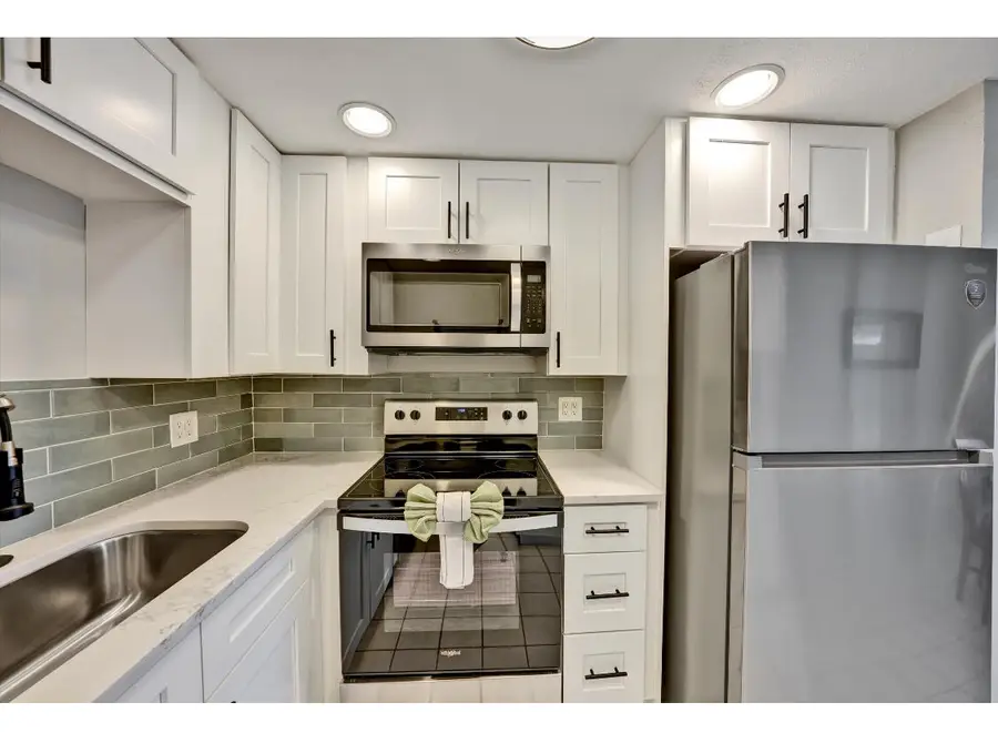 209 Northampton K, West Palm Beach, FL 33417 - #3