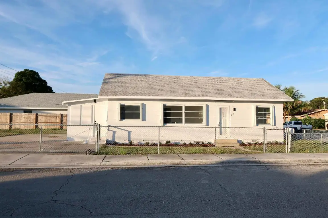 601 N B Street, Lake Worth Beach, FL 33460 - #1