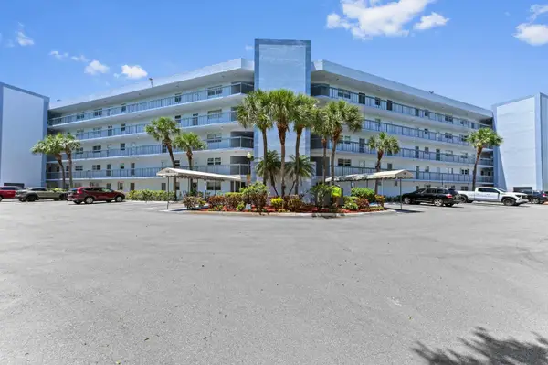 198 NW 67th Street #207, Boca Raton, FL 33487