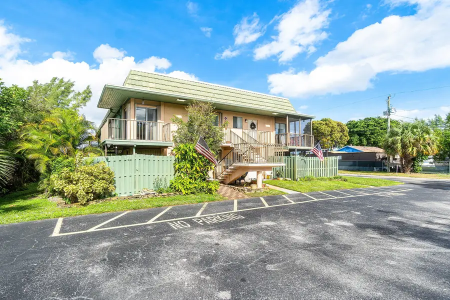 1805 Fairview Villas Drive #3, Palm Springs, FL 33406 - #2