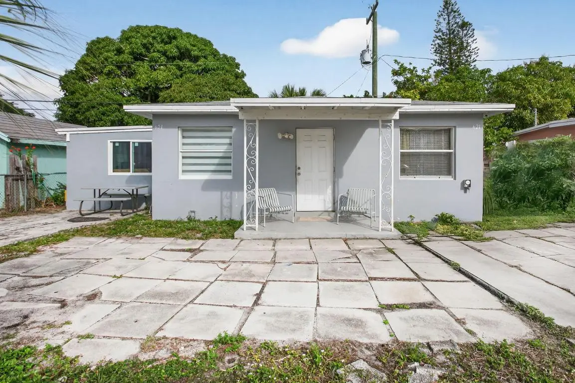 621 50th Street, West Palm Beach, FL 33407 - #1