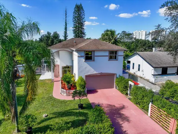 2151 NW 121st Avenue, Plantation, FL 33323