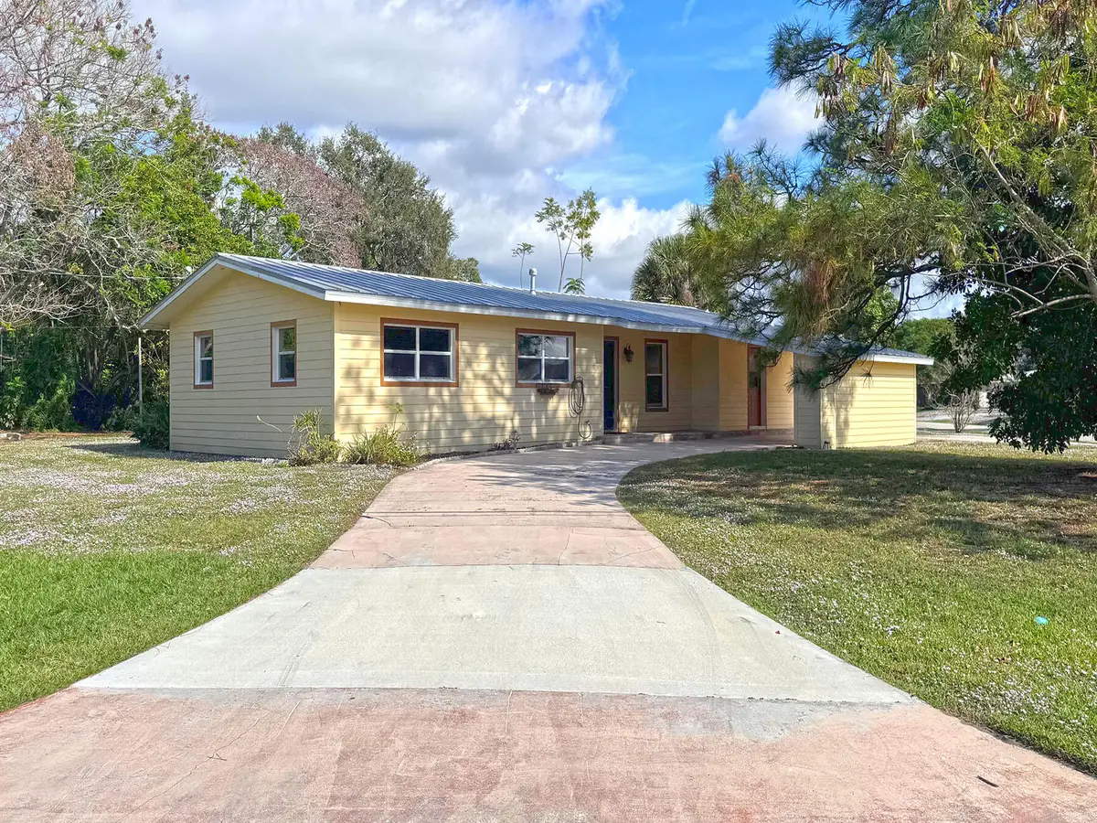401 SE Tranquilla Avenue, Port Saint Lucie, FL 34983 - #1
