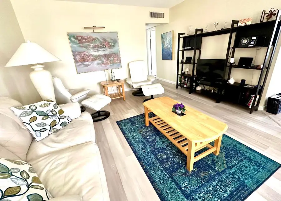 160 Coventry G, West Palm Beach, FL 33417 - #3