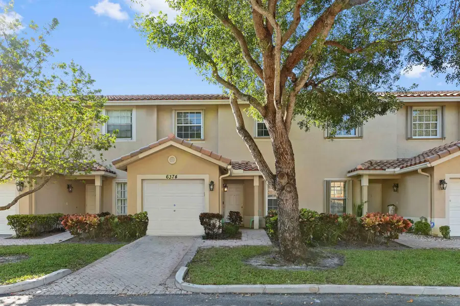 6374 Park Lake Circle, Boynton Beach, FL 33437 - #2