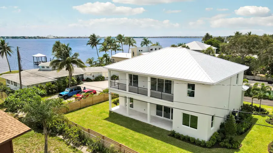 1013 NE Orange Avenue, Jensen Beach, FL 34957 - #2