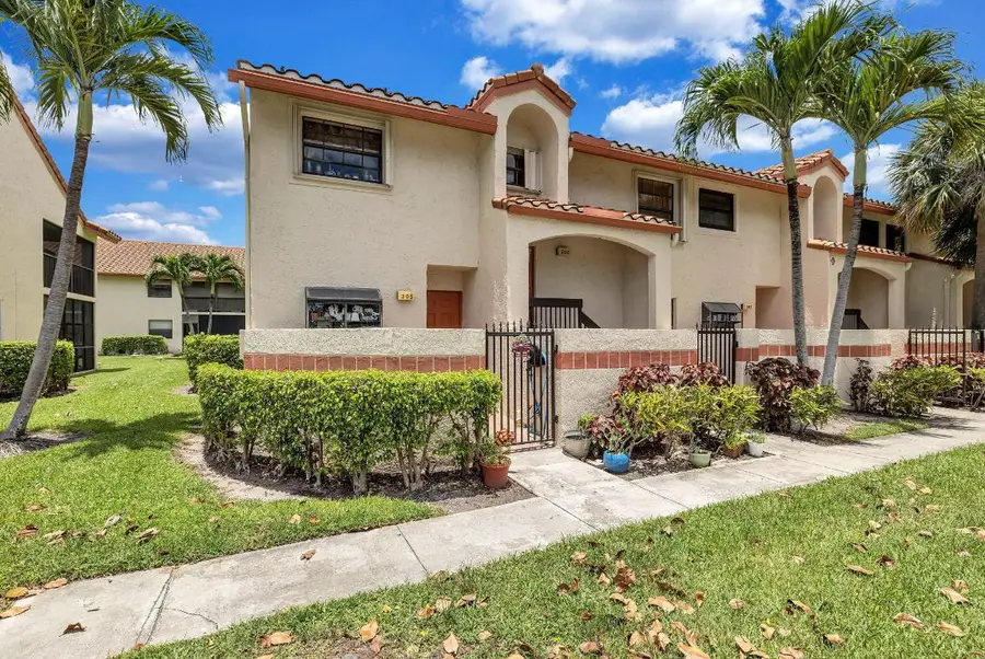 305 Congressional Way #305, Deerfield Beach, FL 33442 - #2