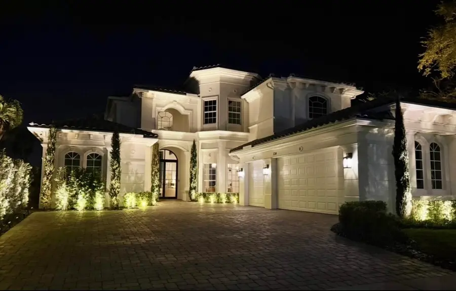 134 Rosalia Court, Jupiter, FL 33478 - #2