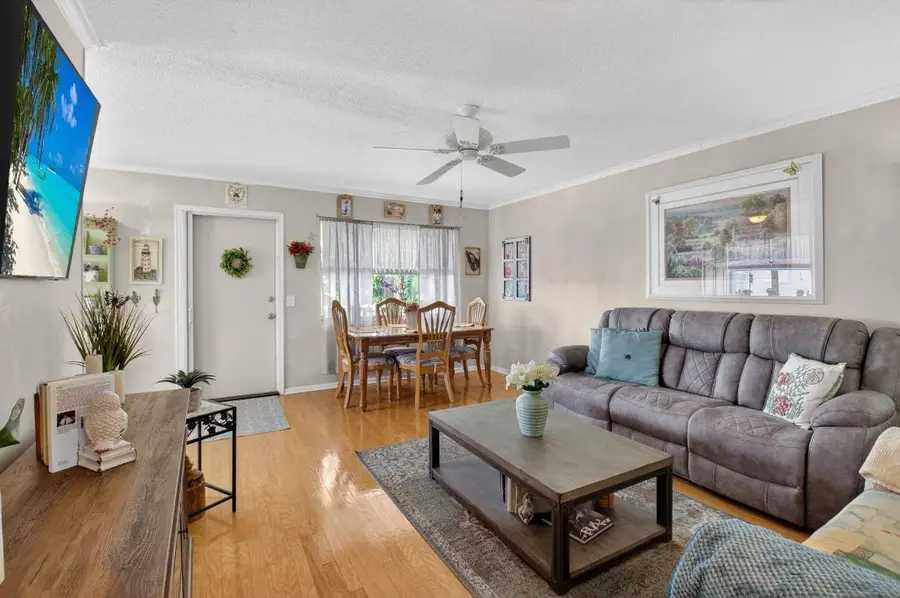 480 Horizons W #212, Boynton Beach, FL 33435 - #2