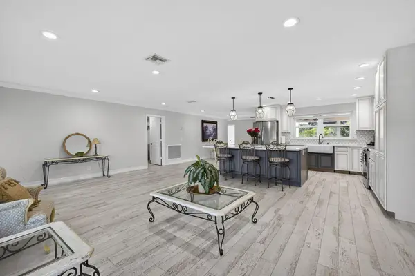 16490 Rustic Road, Wellington, FL 33470