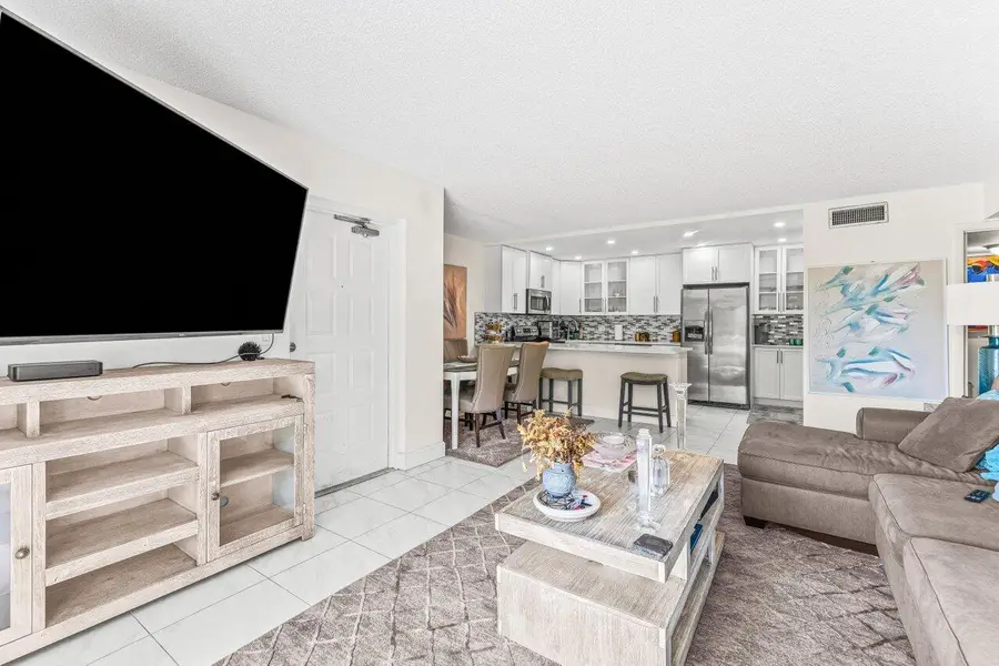 1006 Green Pine Boulevard #F1, West Palm Beach, FL 33409 - #2