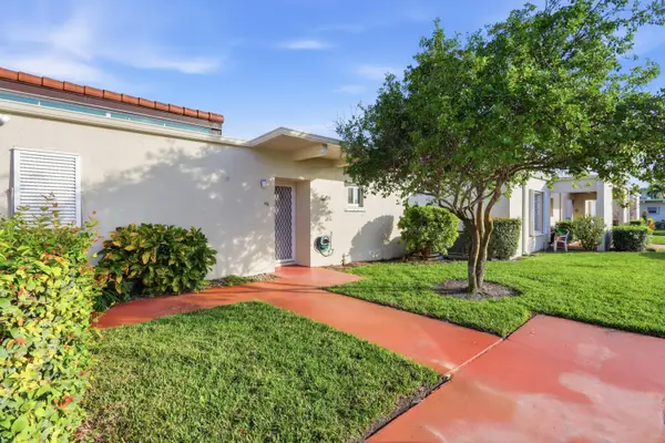 2534 Boundbrook Drive S #116, West Palm Beach, FL 33406