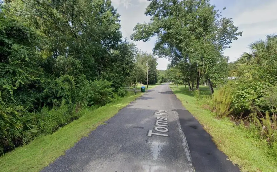 242 Toms Road, Debary, FL 32713 - #2