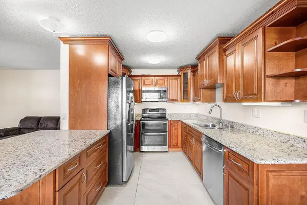 447 Burgundy J, Delray Beach, FL 33484