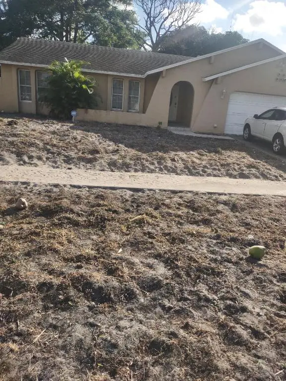 1486 Woodcrest Road N, West Palm Beach, FL 33417 - #1