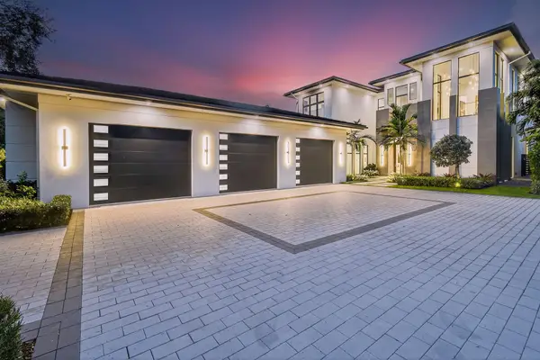 2085 Vitex Lane, North Palm Beach, FL 33408