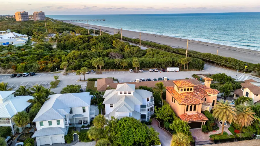 511 Saturn Lane, North Palm Beach, FL 33408 - #2