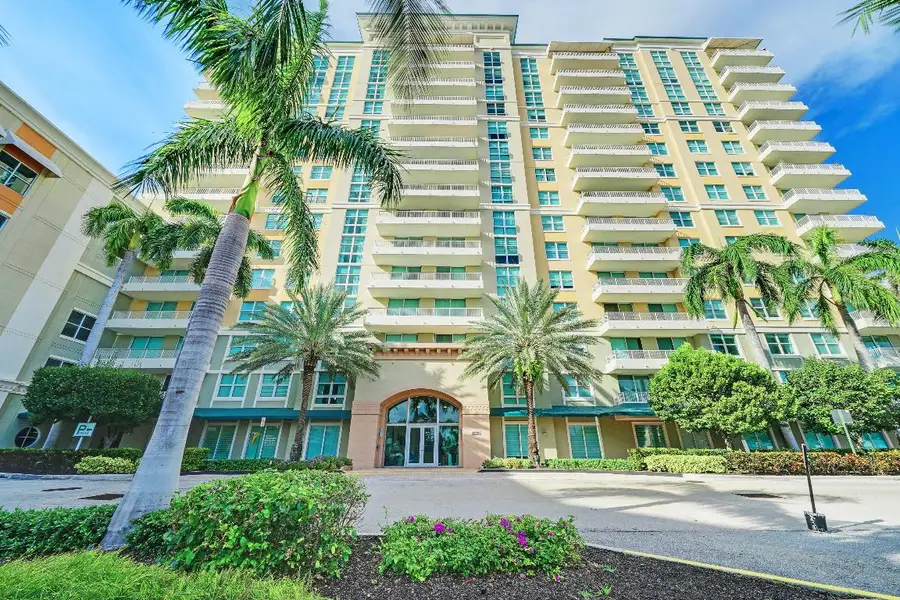 625 Casa Loma Boulevard #207, Boynton Beach, FL 33435 - #2